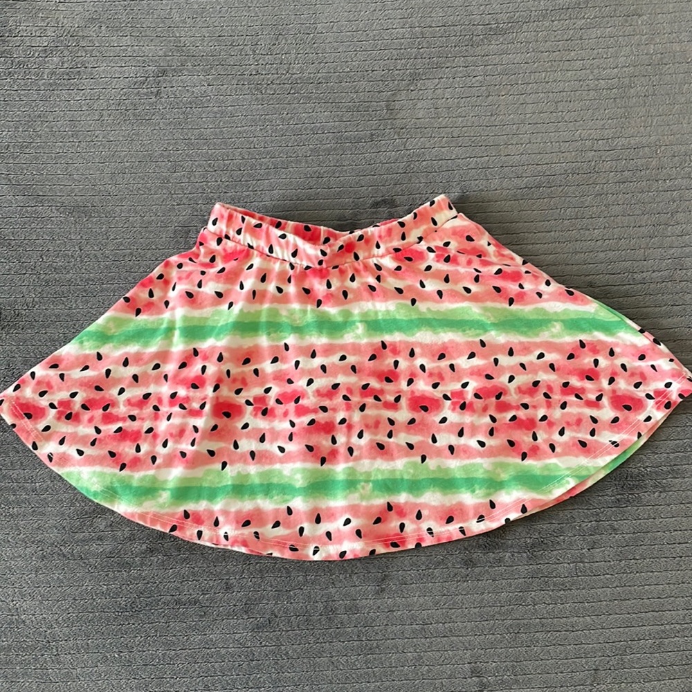Girls 5T watermelon “skort”.